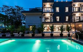 Le Papillon By Bay Hotels